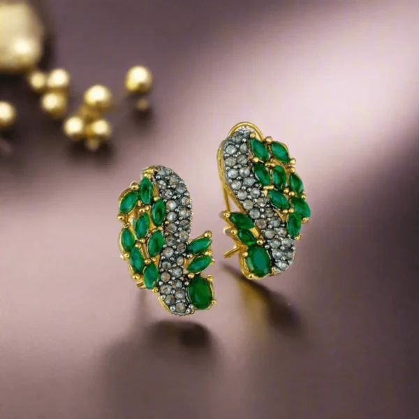 PECOCK GREEN  STUD EARRINGS
