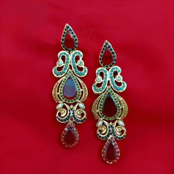 ANTIQUE GOLD PLATED EARRINGS.