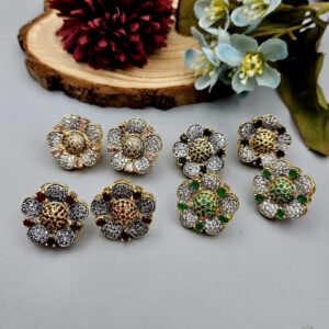 PHOOL JARAU CLIP LOCK EARRINGS