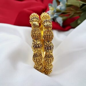 ELEGENT STYLISH 2 pc GOLD PLATED BANGEL SET