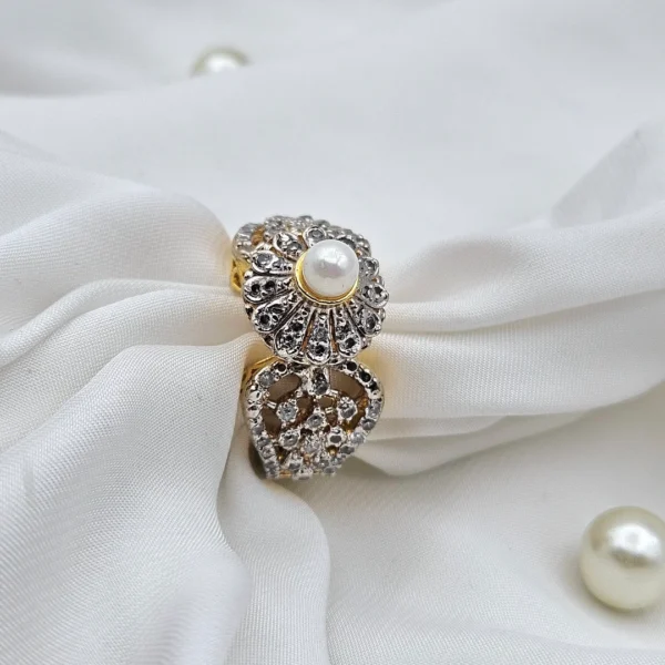 RING STUDDED WITH PEARL & ZIRCON