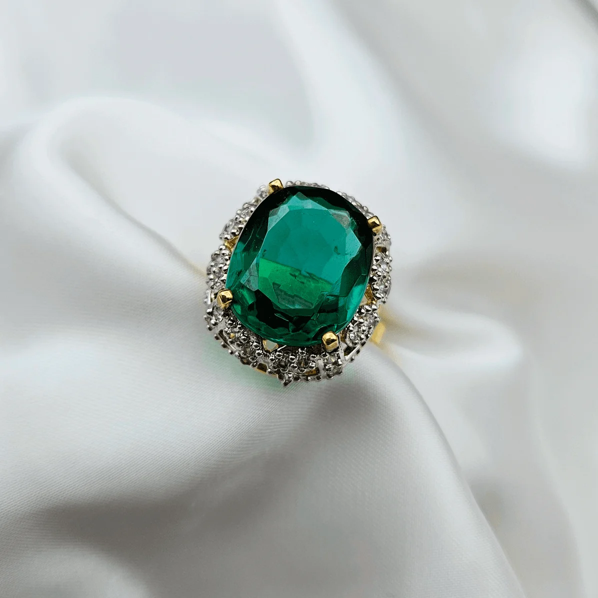 REAL STONES ADJUSTABLE RING